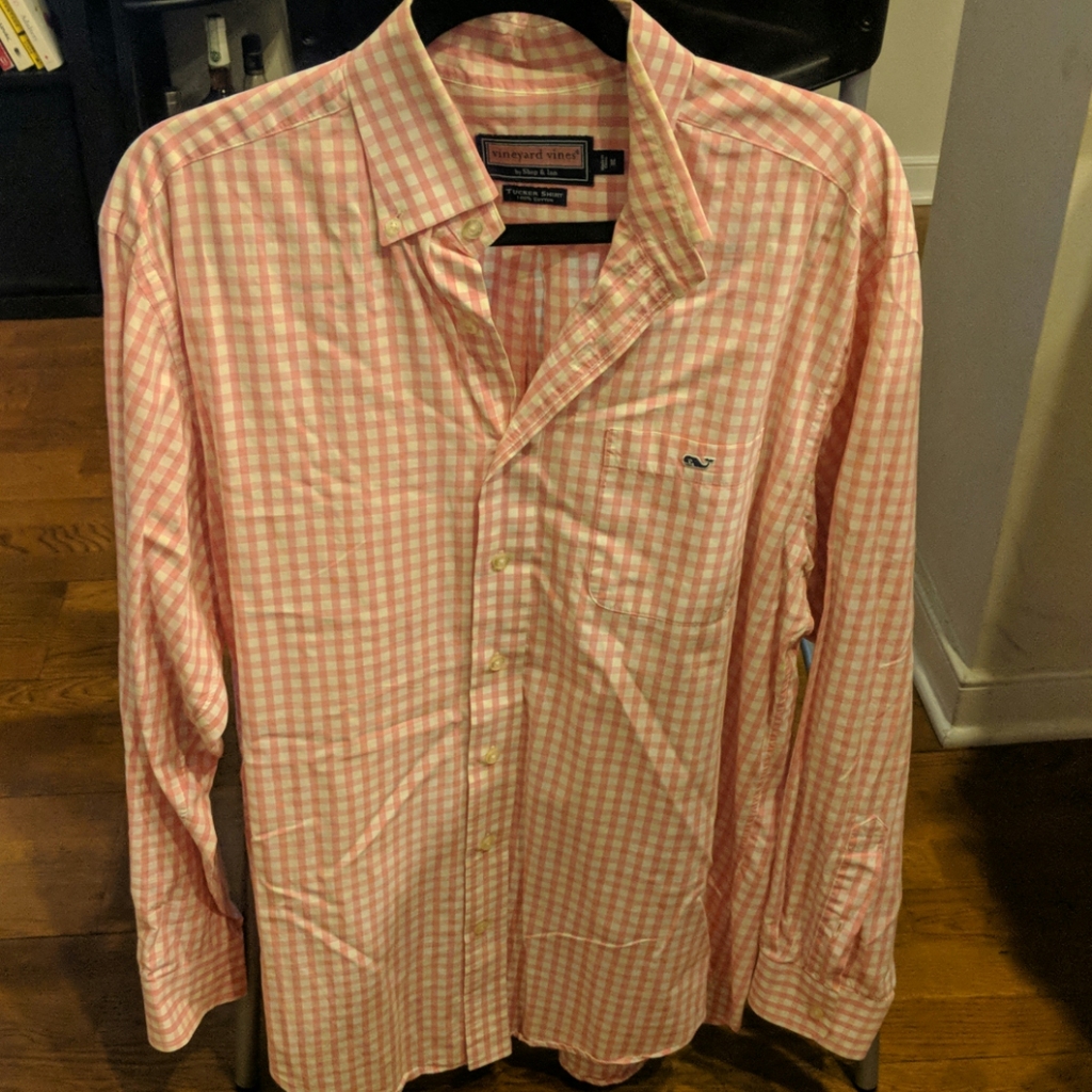 Vineyard Vines Button Down (M)
